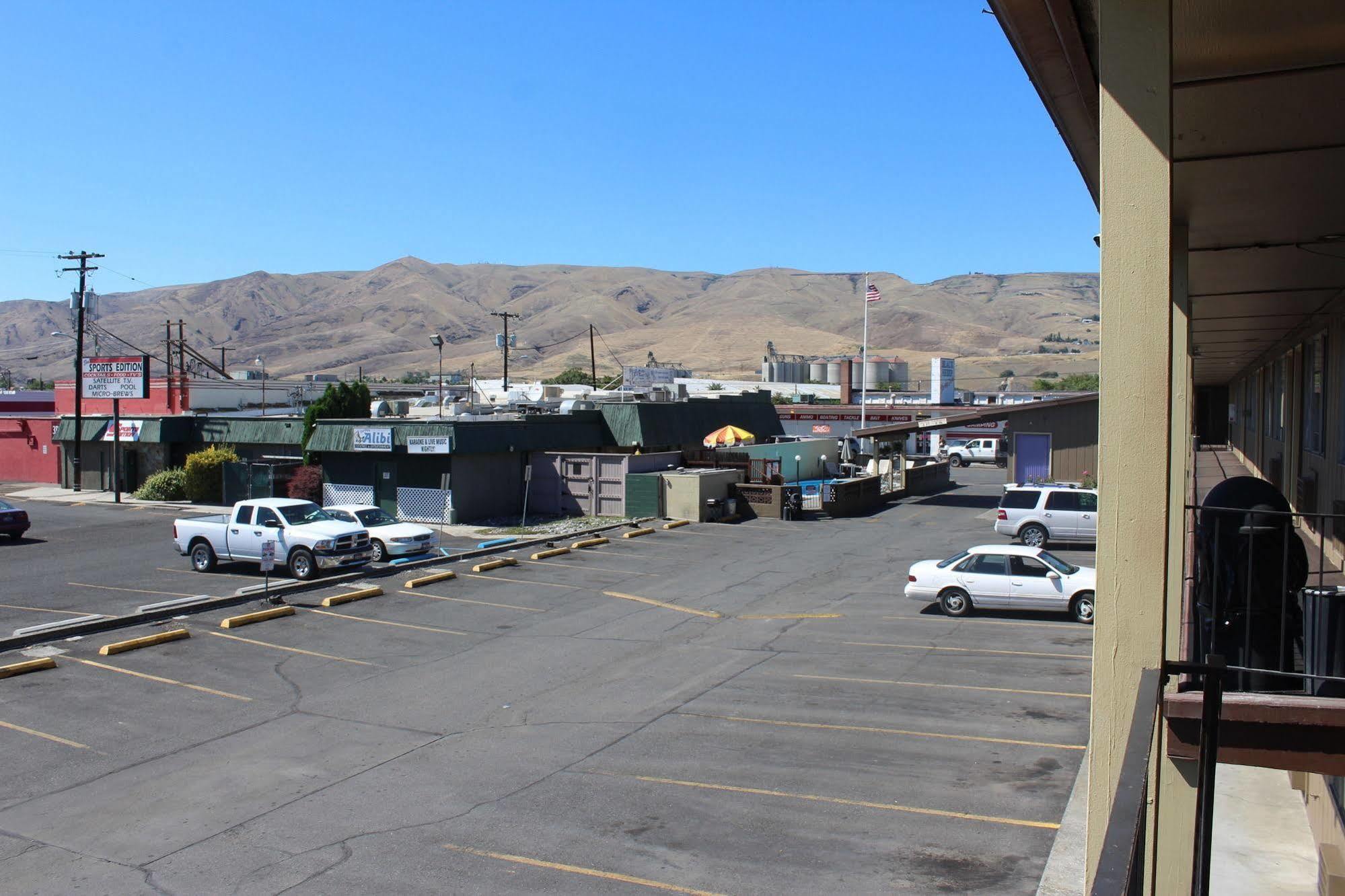 Cedars Inn Lewiston Exterior photo