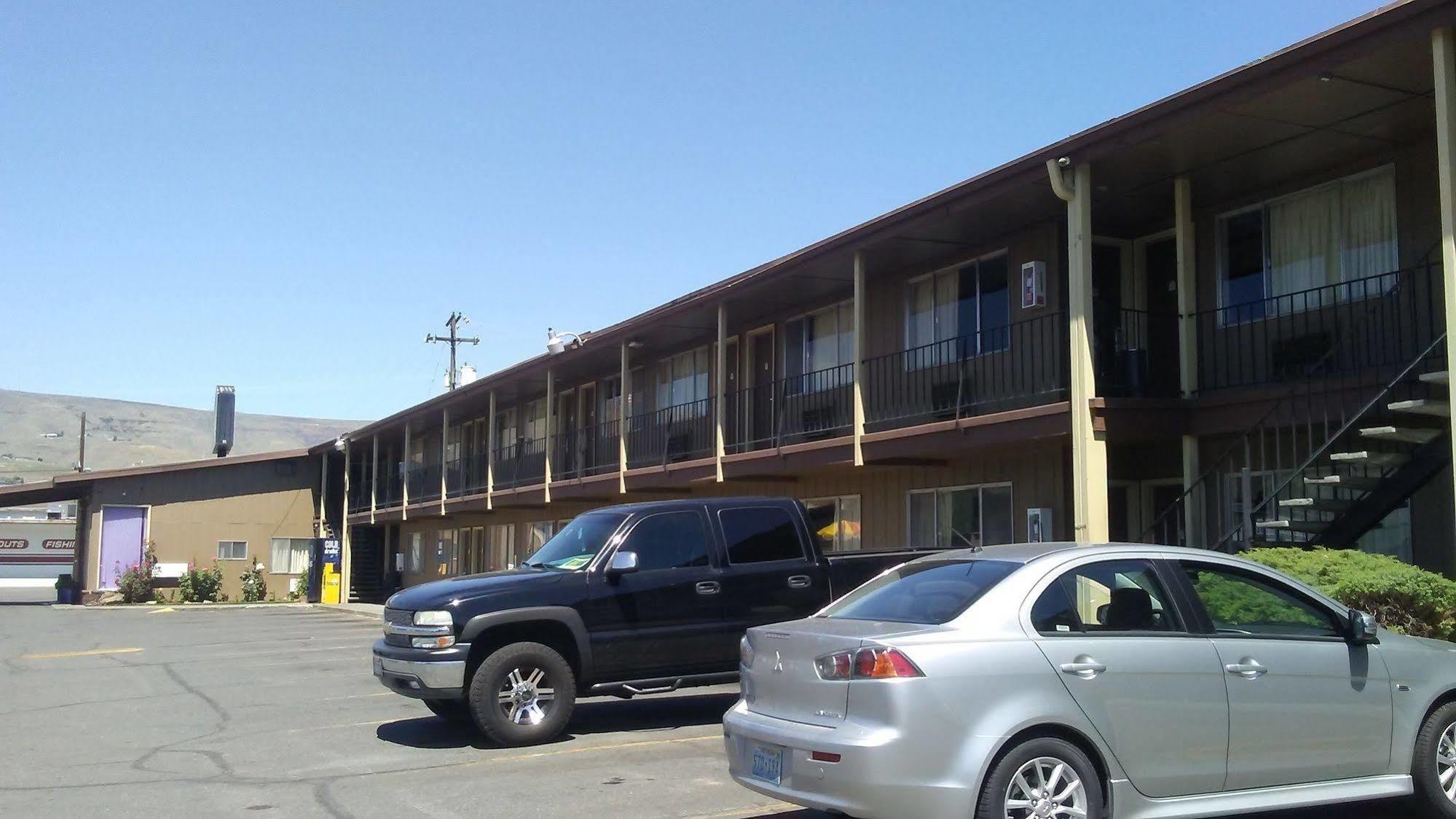 Cedars Inn Lewiston Exterior photo